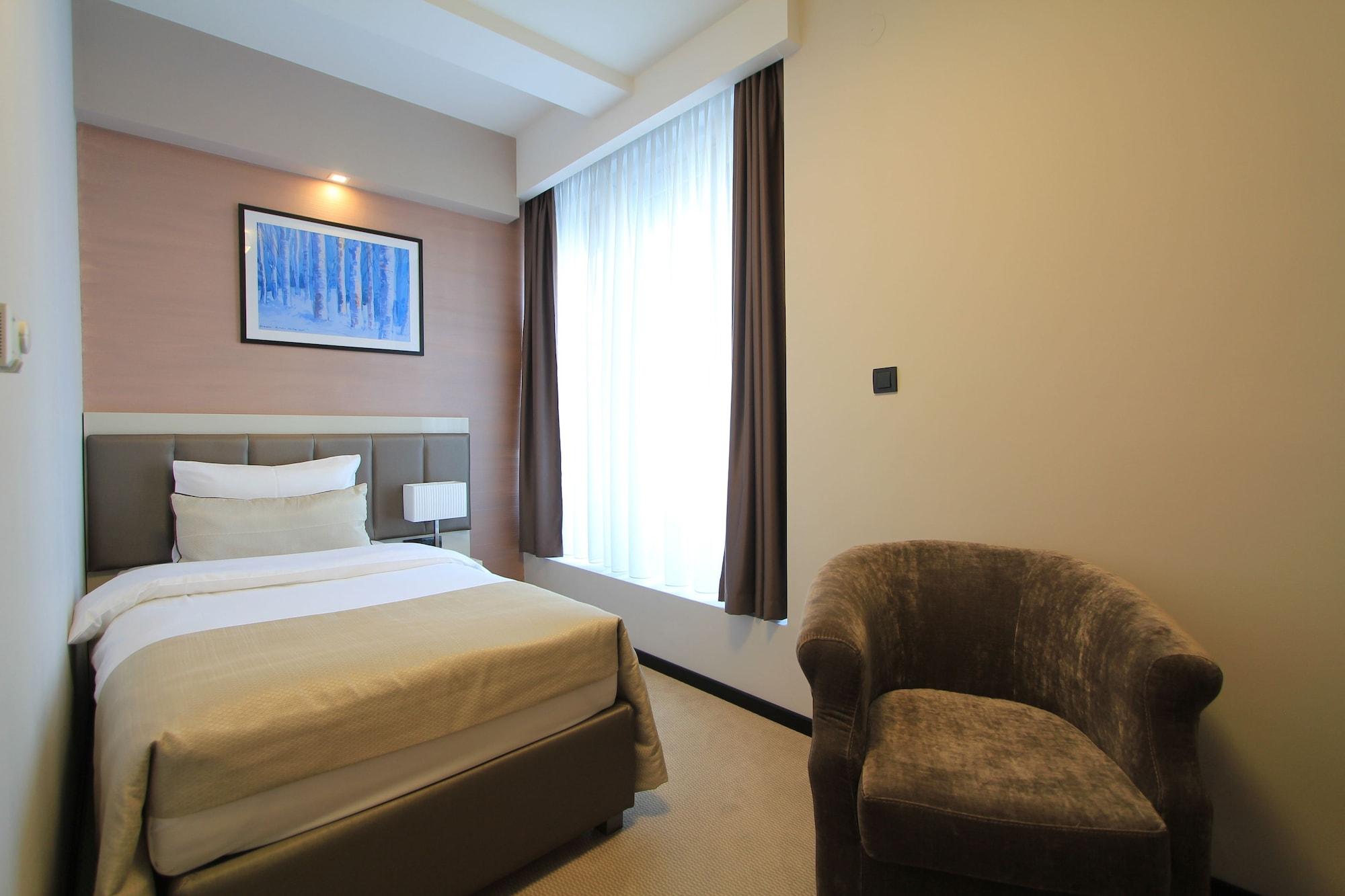Hotel Heritage Белград Екстериор снимка