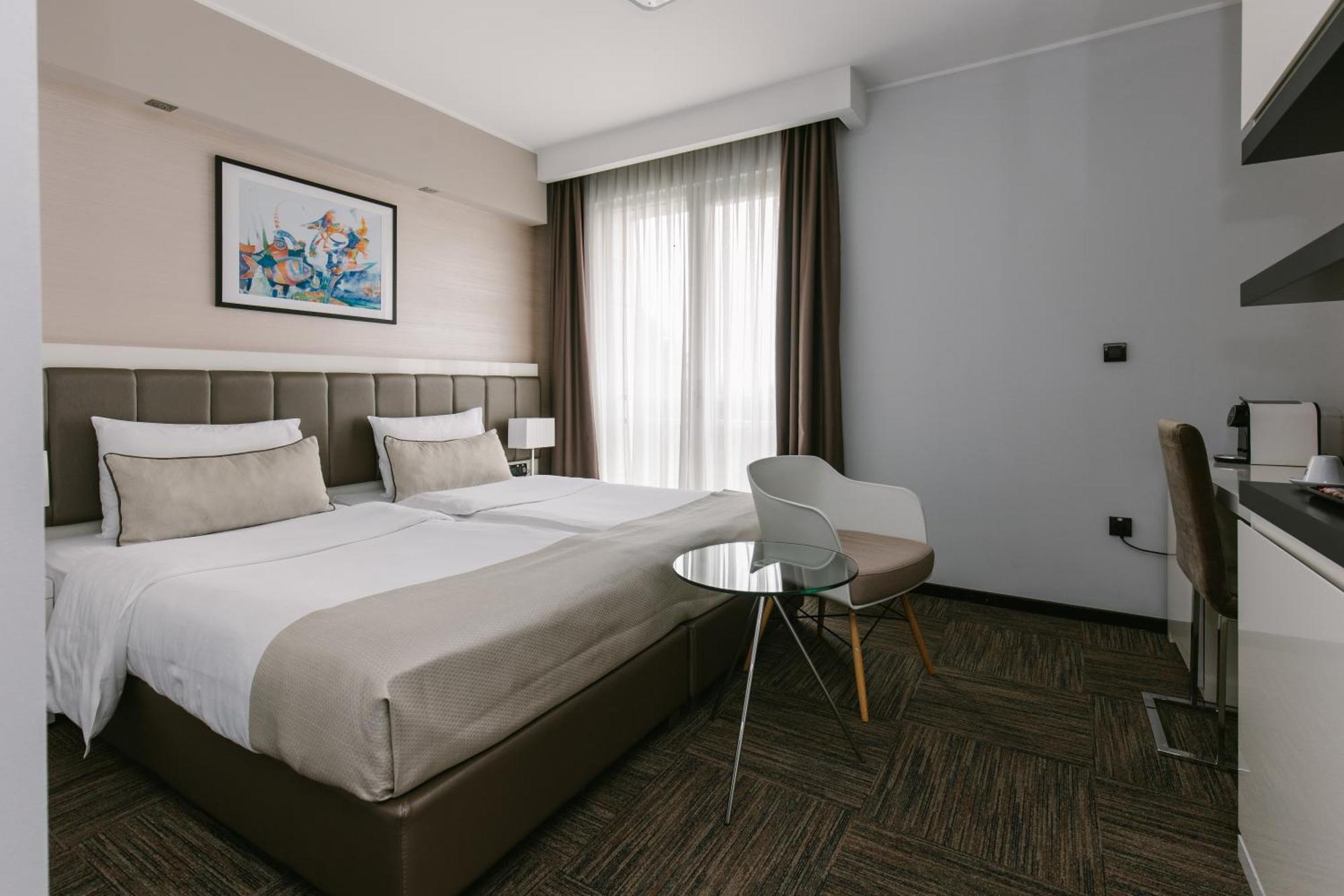 Hotel Heritage Белград Екстериор снимка