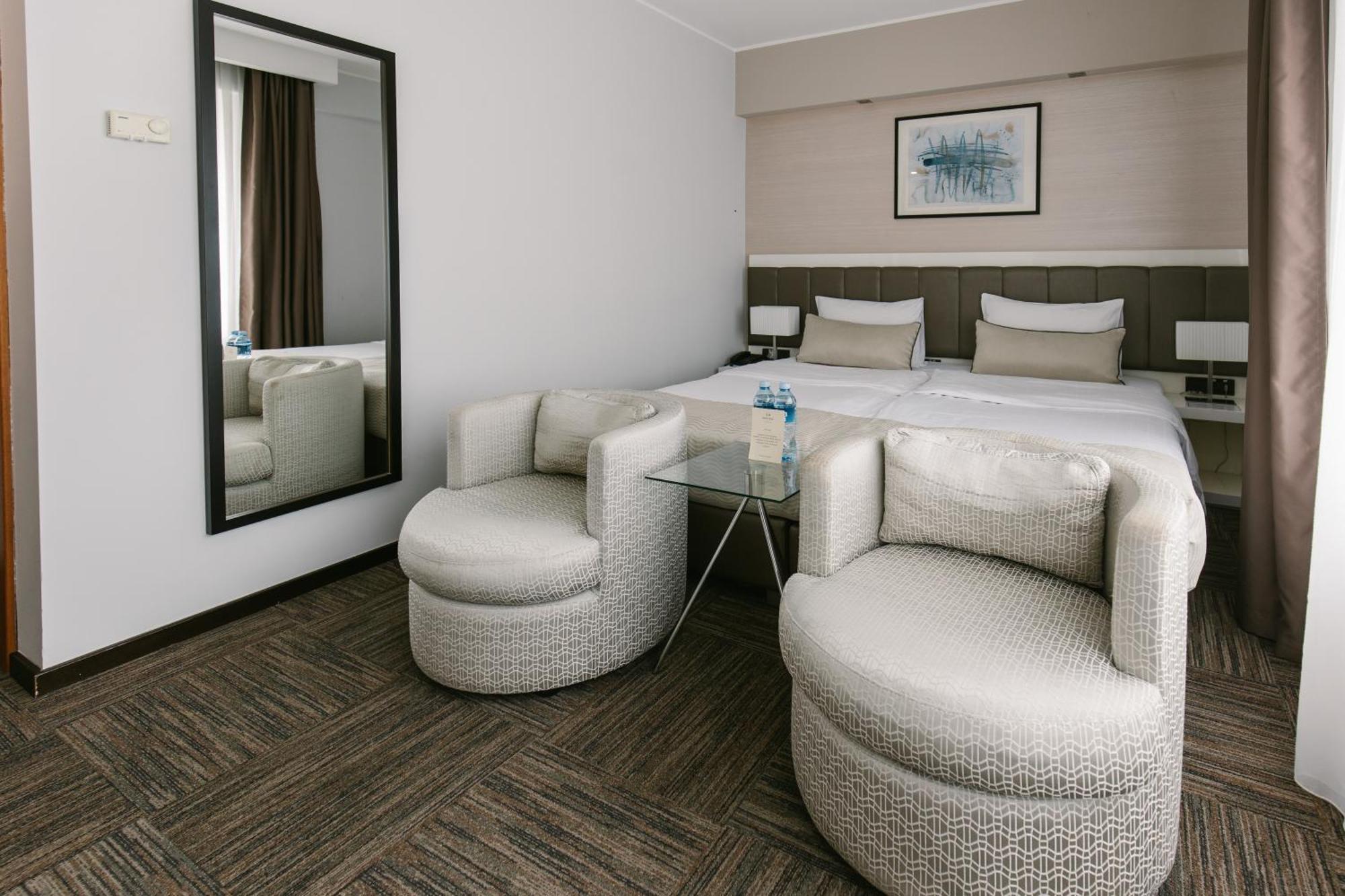 Hotel Heritage Белград Екстериор снимка