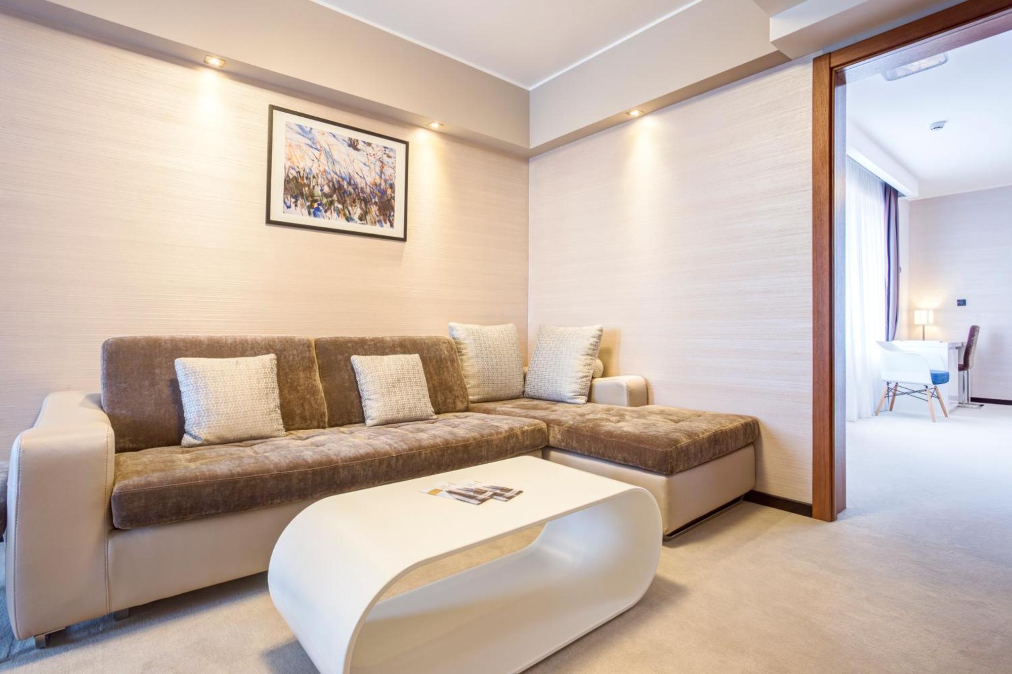 Hotel Heritage Белград Екстериор снимка